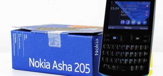 Nokia Asha 205: din păcate nu are WiFi